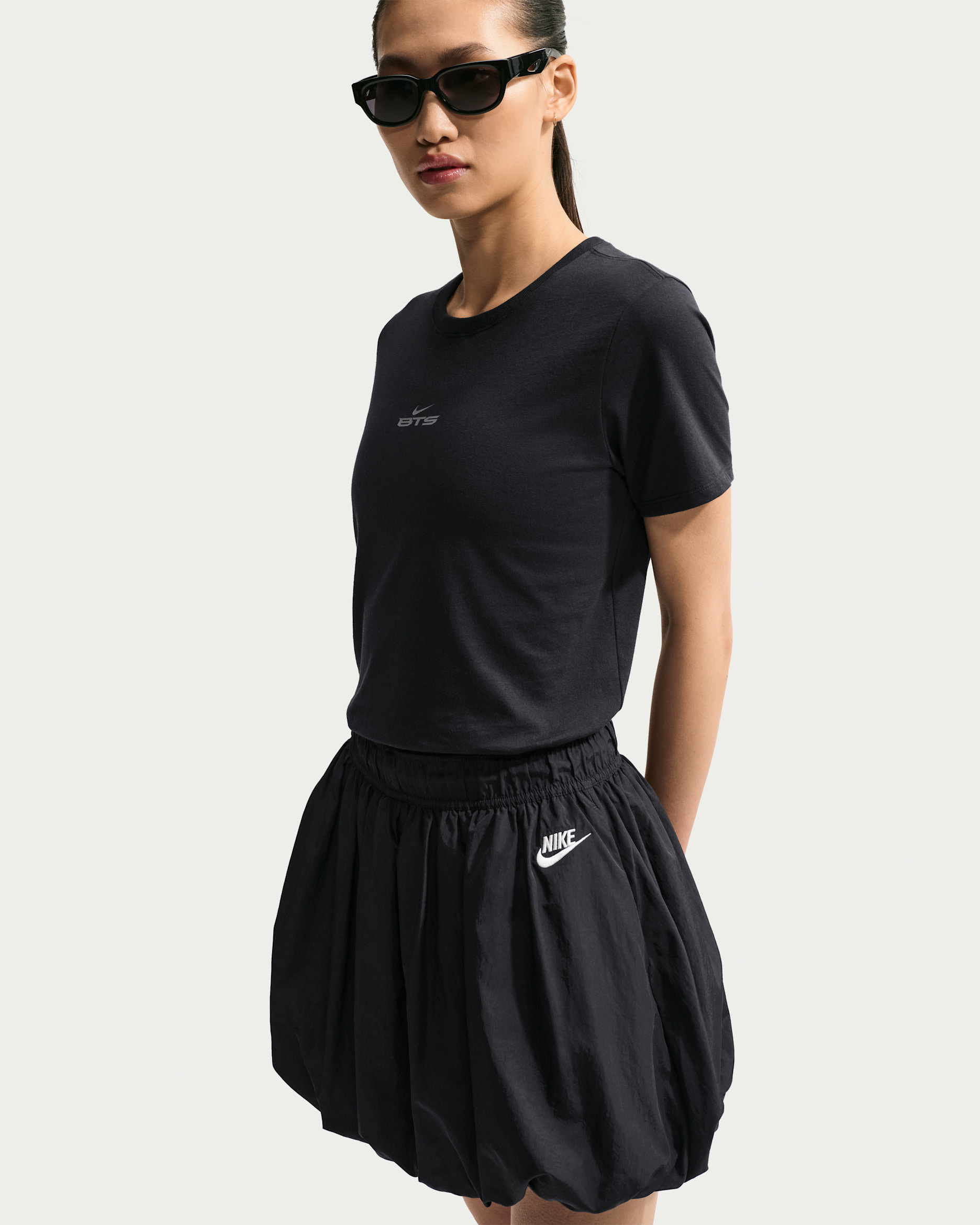 NIKE X BTS WOMAN BLACK T-SHIRT Lサイズ Nike Sportswear 